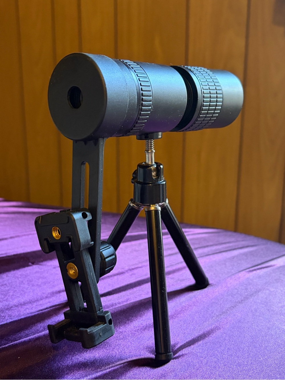 Black Monocular Telescope with Tripod and Phone Mount BRAND NEW IN BOX